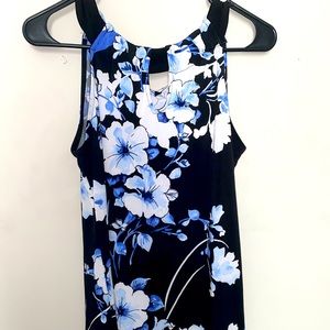 White House Black Market Size XSmall Tunic